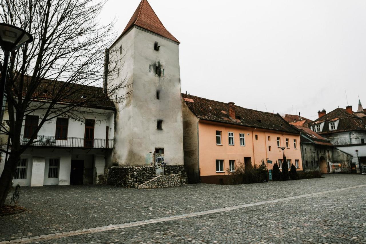 Ferienwohnung Brassai Square Brașov Exterior foto